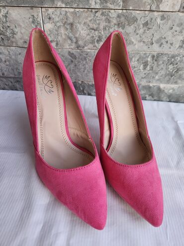 Salonke: Salonke, 40 — 8