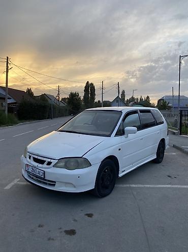хино: Honda : 2000 г., 2.3 л, Автомат, Газ, Универсал — 2