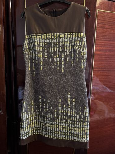 Dəstlər, kostyumlar: Her bir paltarin qiymeti 20 Azn, kime maraqlqidirsa hansi paltar yazin — 11