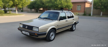 Volkswagen: Volkswagen Jetta: 1988 г., 1.8 л, Механика, Бензин, Седан — 1