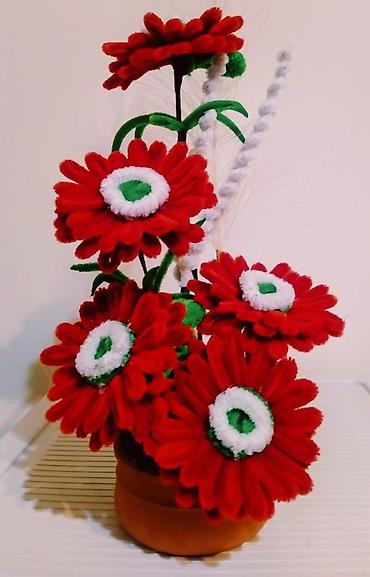 Ostali kućni dekor: Ručne dekorativne aranžmane od plišanih žičica (pipe cleaners) u — 10