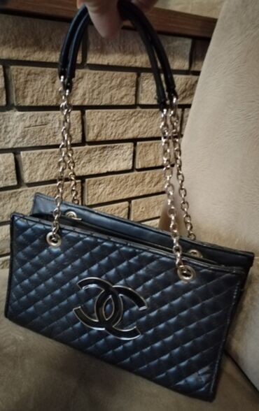 chanel tasne: Shoulder bag, Chanel, Material: Faux leather