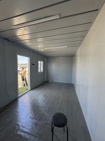 Торговые контейнеры: Модульные дома Коморка Контейнер под павильон Контейнер под жилье — 6