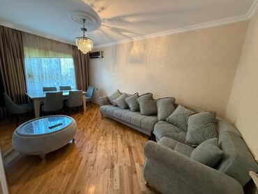 Qonaq otağı dəstləri: Qonaq otağı dəstləri
