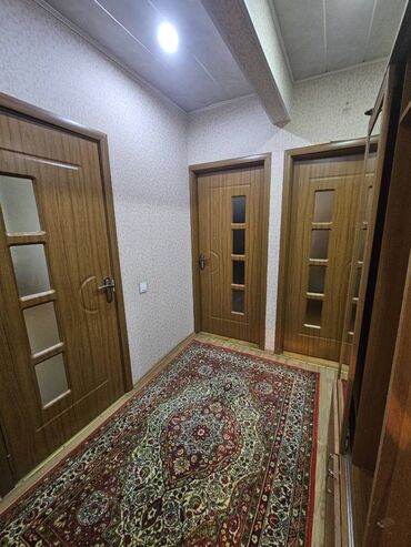 Uzunmüddətli kirayə mənzillər: Azadlıq metrosuna əyaqla 2 dəqiqə məsafədə 9 mərtəbəli binanın 3-cü — 3