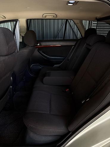 prius 2005: Toyota Avensis: 2004 г., 2 л, Автомат, Бензин, Универсал — 5