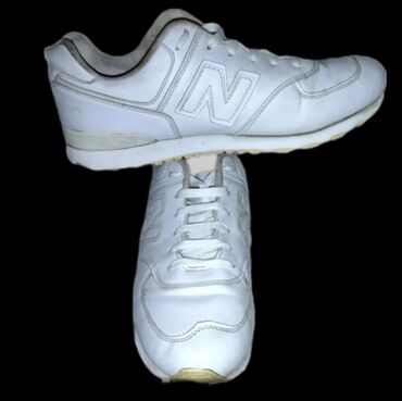 Кроссовки и спортивная обувь: Белые Размер 44 В хорошем состоянии производство Вьетнам синие 46