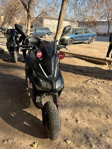 Скутеры: Тип скутера 150 куб. см, Бензин, Б/у — 5