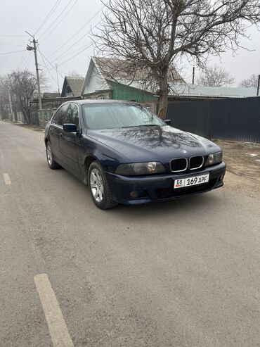 срочно продаю машину бишкек: BMW 5 series: 2000 г., 2.5 л, Механика, Бензин, Седан