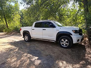 пнема: Toyota Тундра: 2008 г., 5.7 л, Автомат, Бензин, Пикап — 1