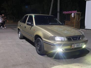 авто в следующем выкупом: Daewoo Nexia: 2005 г., 1.5 л, Механика, Бензин, Седан