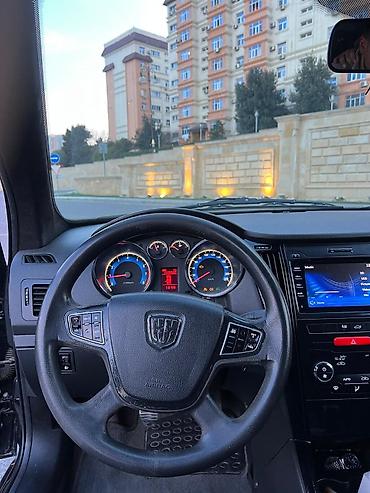 LIFAN: LIFAN Cebrium (720): 1.7 l | 2019 il 102000 km Sedan — 7