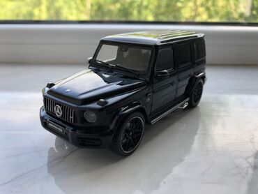 Avtomobil modelləri: Mercedes, 2025 il, 1:43, Dəmir, Rayonlara çatdırılma, Ödənişli çatdırılma — 16