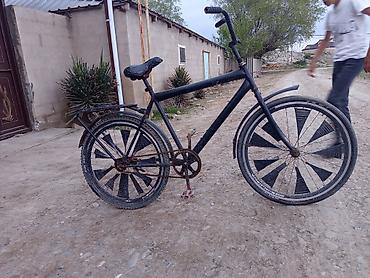 trek marlin 5: Şəhər/ kənd daxili minik üçün universal velosiped - Rəng: qara, sadə — 1