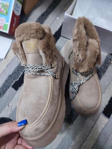 Čizme: Čizme — 2