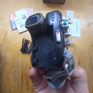 Videokameralar: SONY DVD video çəkən kamera. - Təzədir demək olar. - Az işlənib. - — 9