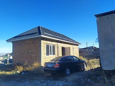 Продаётся одноэтажный дом из кирпича с четырёхскатной крышей из at lalafo.kg — 1 Продаётся одноэтажный дом из кирпича с четырёхскатной крышей из — 1