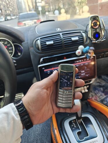 Vertu: Vertu Ti, 4 GB, rəng - Boz