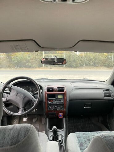 Mazda: Mazda 626: 1997 г., 1.8 л, Механика, Бензин, Седан — 10