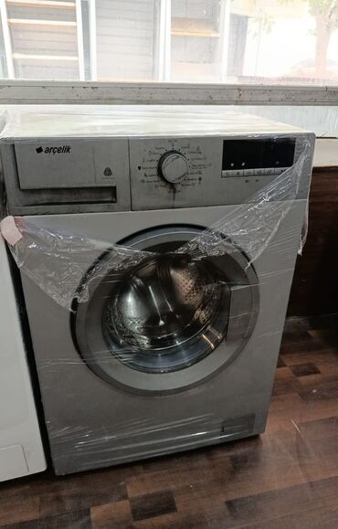 Soyuducular: Paltaryuyan 200 manatdan başlayır Super işləyir zəmanət verilir 300e