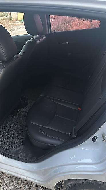 Chevrolet: Chevrolet Spark: 2016 г., 1 л, Автомат, Бензин, Хэтчбэк — 5