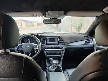 электромобиль gac aion: Hyundai Sonata: 2019 г., 2 л, Автомат, Газ, Седан — 8