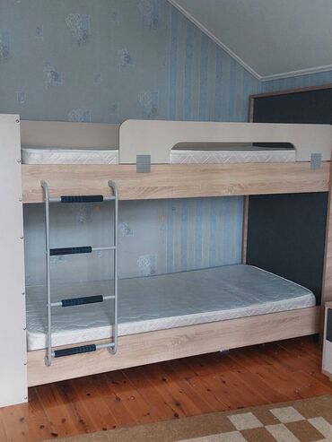 Mebel: Oğlan və qız üçün, İşlənmiş, Çarpayı, Matras ilə, MDF