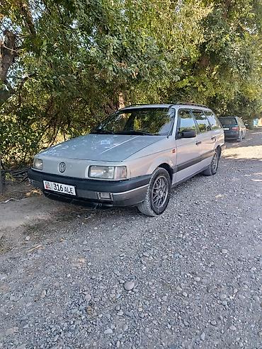 2 9 тди: Volkswagen Passat Variant: 1993 г., 2 л, Кол менен иштөөчү, Бензин, Универсал — 1