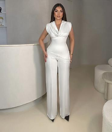 Kompleti: 🔥Elegantni dvodelni komplet – i pantalone sa širokim nogavicama ✅3000 — 5