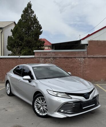 Toyota: Toyota Camry: 2019 г., 2.5 л, Вариатор, Гибрид, Седан