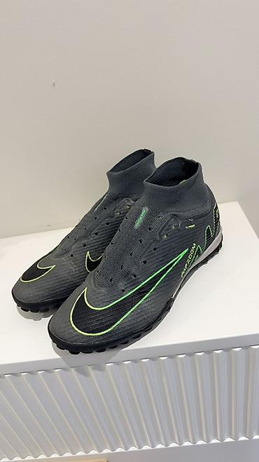 горные кросовки: Футбольные бутсы/кроссы для мини-футбола (TF) Nike с носком-манжетой — 1