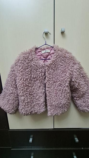 Верхняя одежда: Продаю верхнюю одежду на девочку 5-6,5 лет. Вся одежда в идеальном — 16