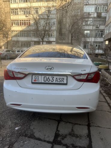 соната авто: Hyundai Sonata: 2012 г., 2 л, Автомат, Газ, Седан