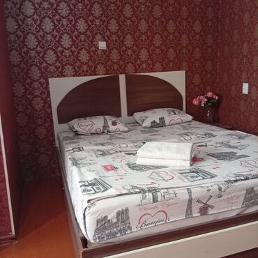 1 комнатная квартира на сутки в оше: 1 бөлмө, Душ кабинасы, Жаздык, жууркан-төшөк каптары, Кондиционер