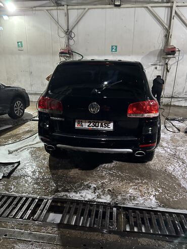 5 ступка: Volkswagen Touareg: 2003 г., 5 л, Автомат, Дизель, Внедорожник