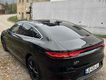 BYD: BYD Han EV: 1.5 l | 390 km Sedan — 3