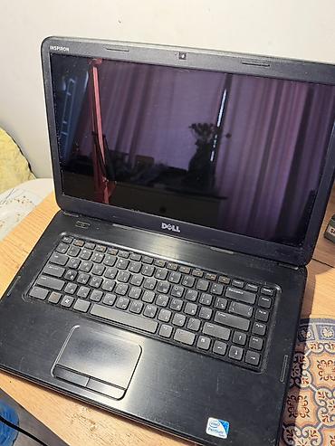 Dell Inspiron notebook satılır. Windows açılmır, loqoda qalır. Ekranı