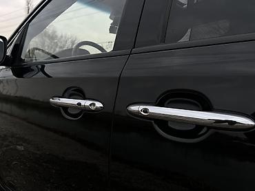 Kia: Kia Carnival: 2020 г., Минивэн — 10