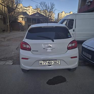 mitsubishi attrage: Mitsubishi Mirage: 1.2 l | 2017 il 157000 km Hetçbek — 4