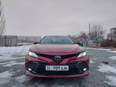 eld: Toyota Camry: 2018 г., 2.5 л, Вариатор, Гибрид, Седан