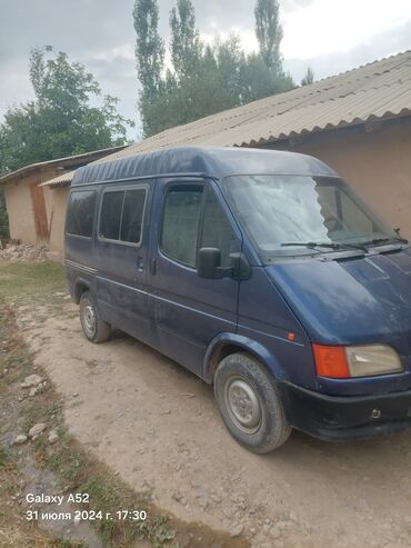 голф дизиль: Ford Transit: 1992 г., 2.4 л, Механика, Дизель, Фургон