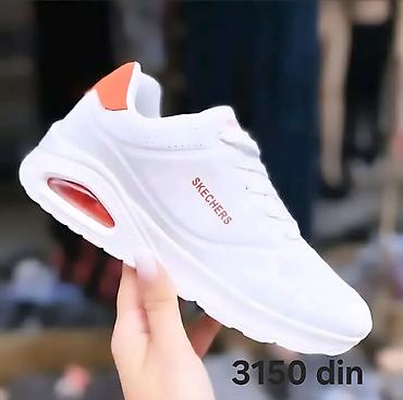 off white vapormax: Skechers i Yezzy

36-46

Cene su na slikama — 4