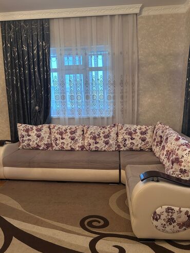 tük yastıqlar: Künc divan, İşlənmiş, Açılmayan, Bazasız, Parça
