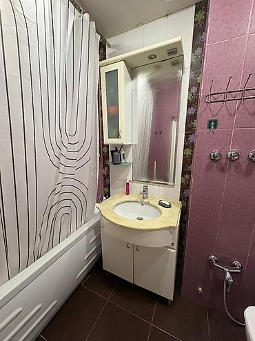 умывальник для ванной: Vanna otağı üçün lavabo dəsti – dolablı Təsvir: - Aşağı şkaflı — 1