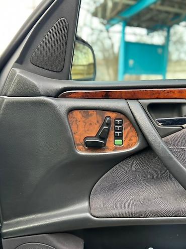 Mercedes-Benz: Mercedes-Benz E-Class: 2000 г., 3.2 л, Типтроник, Газ, Седан — 9