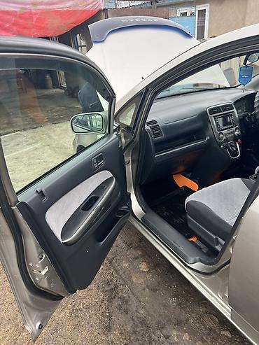 Honda: Honda Stream: 2002 г., 1.7 л, Автомат, Бензин, Минивэн — 8