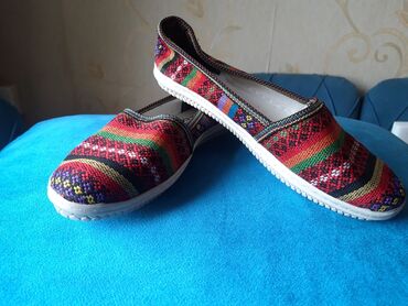 Makasin və loferlər: Ölçü: 37, Yeni — 9