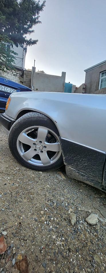 saipa saina 2019: Mercedes-Benz E-Class W124 . Masinda mator karopka most eldir.Udardan — 10