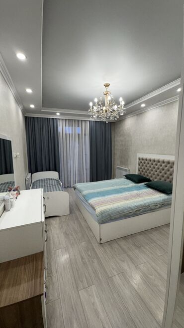 квв: 3 комнаты, 134 м², Элитка, 3 этаж