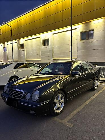 Mercedes-Benz: Mercedes-Benz E-Class: 2001 г., 4.3 л, Автомат, Бензин, Седан — 1